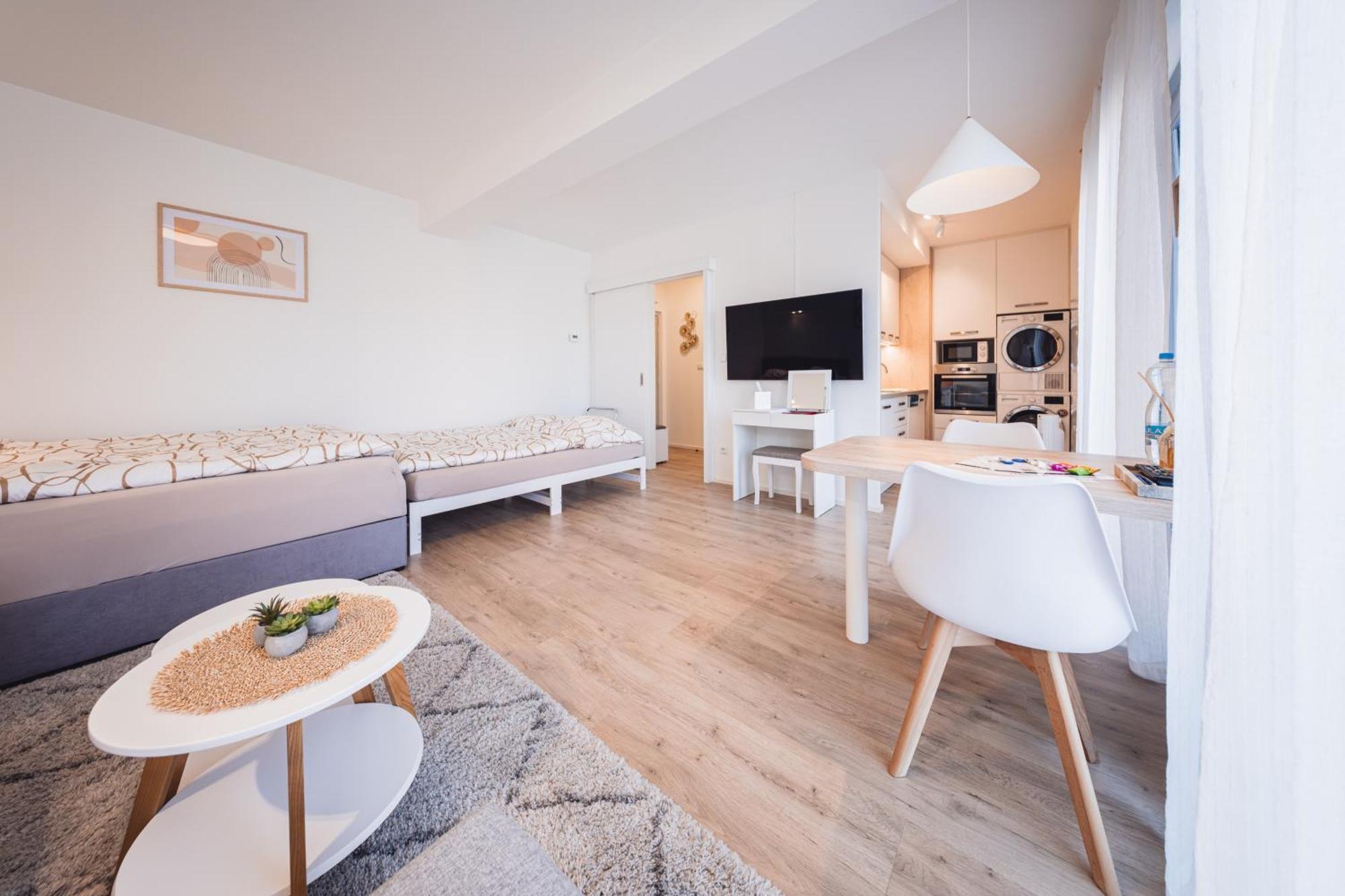 Rezidence Sadova Zlin Apartment Exterior photo